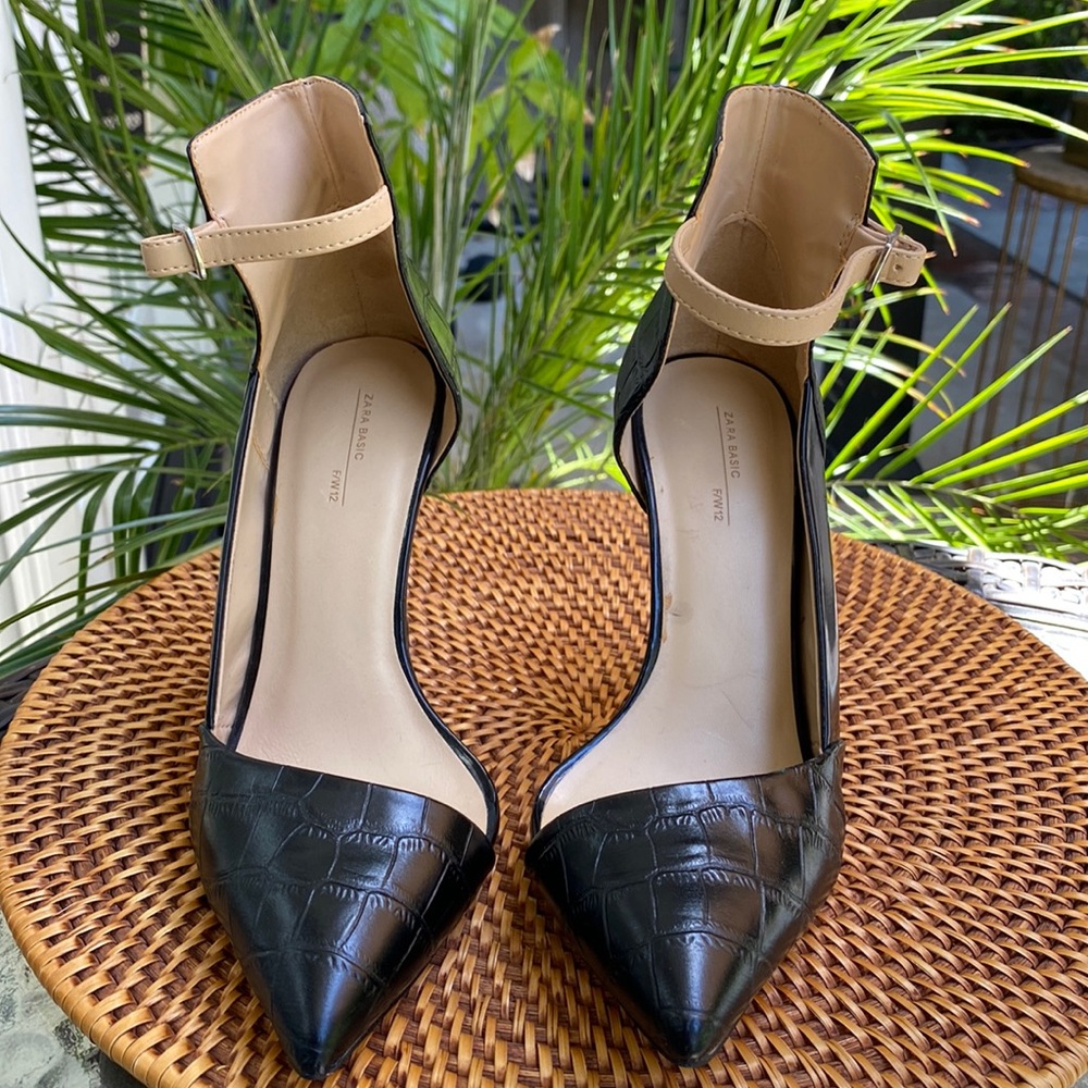 Zara Basic black heel with strap